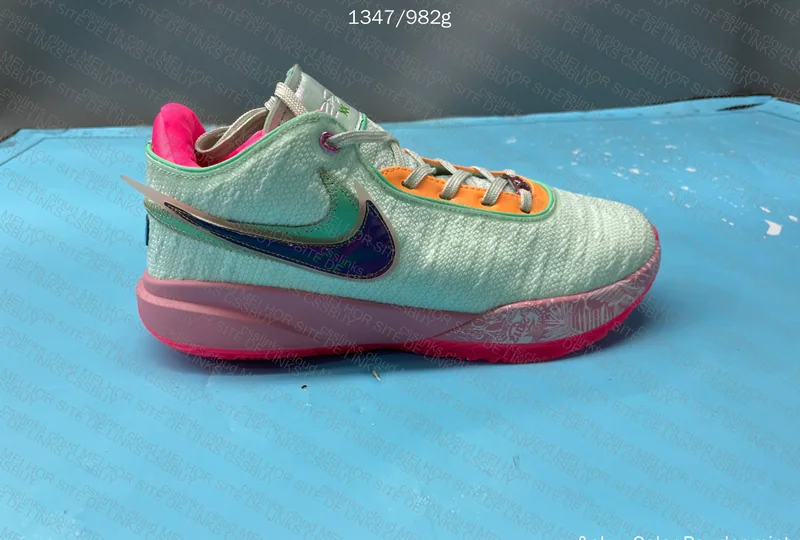 Lebron XX "Time Machine" 7
