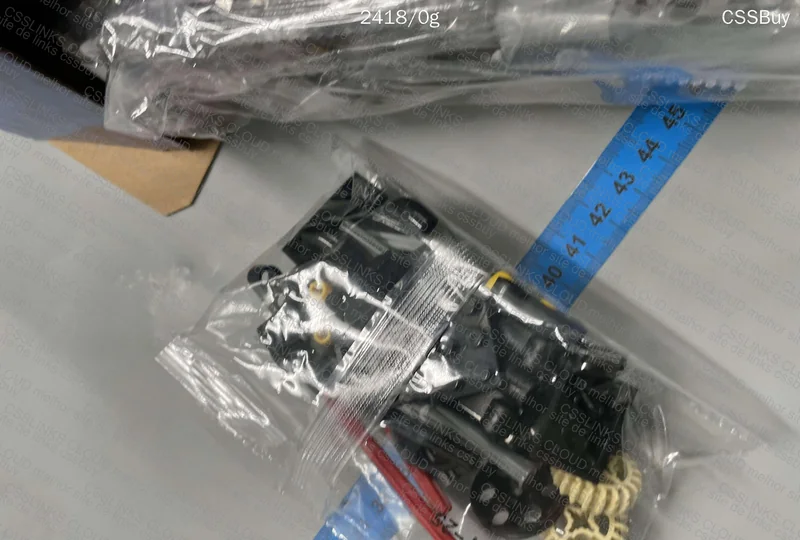 LEGO BMW S1000RR 4