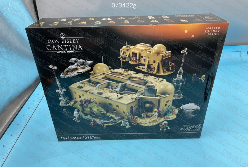 Lego Cantina Mos Eisley 3
