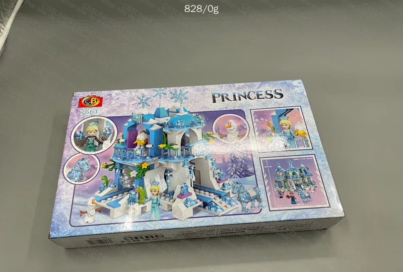 Lego Lisa's Frozen Castle