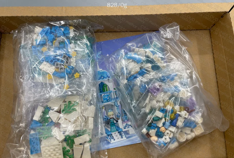 Lego Lisa's Frozen Castle 3
