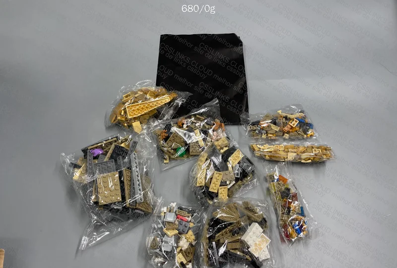 Thanos Gauntlet LEGO 4