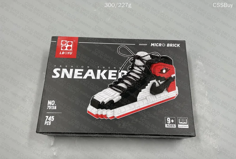 Lego Sneaker