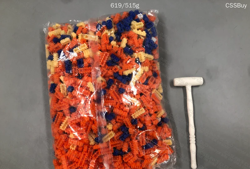3000-Piece Dragon LEGO at School Lunch Price 2