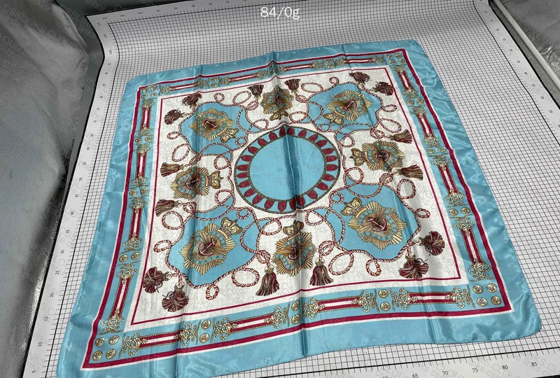 Veigh Handkerchief