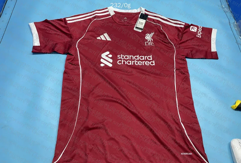 Liverpool 25/26 (Chinese Dragged in Photo)