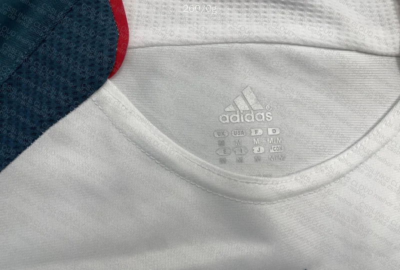liverpool away 06/07 3