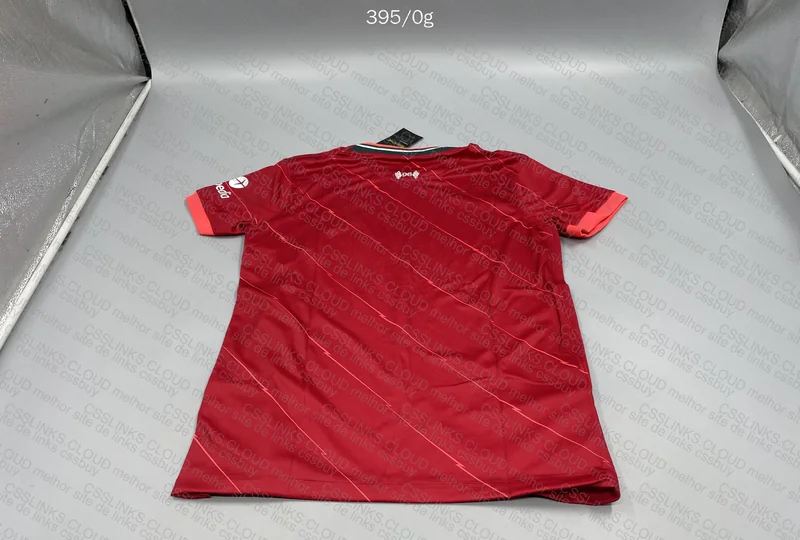 Liverpool Home 21/22 E Brasil Away 22 8