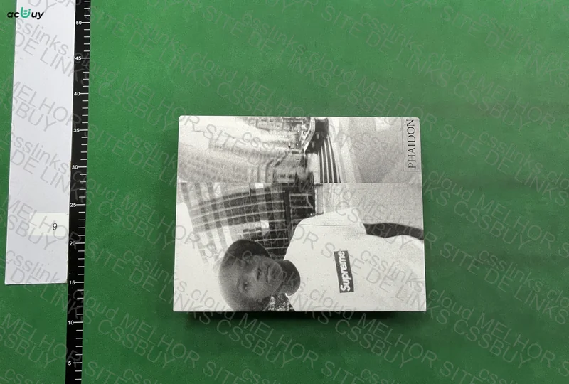 Livro Supreme Vol. 2 White 3