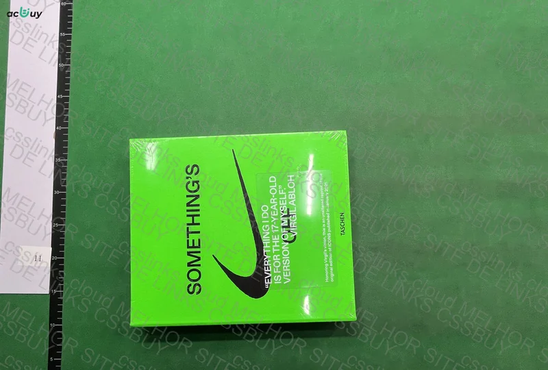 Livro Virgil Abloh X Nike: Icons 2