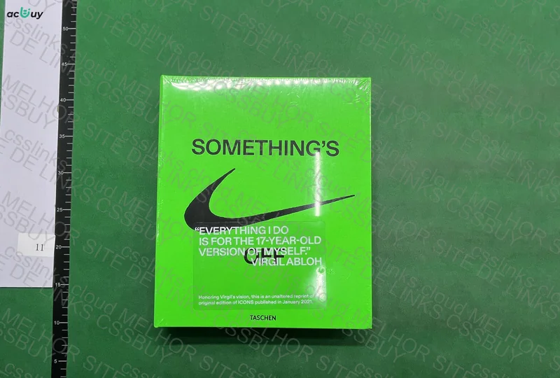 Livro Virgil Abloh X Nike: Icons 3