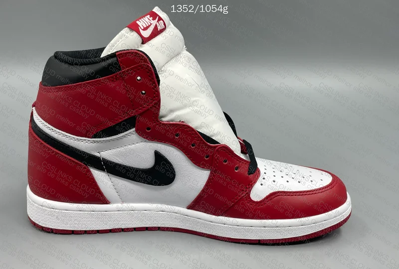 LJR - Air Jordan 1 High - Chicago (2015) 9
