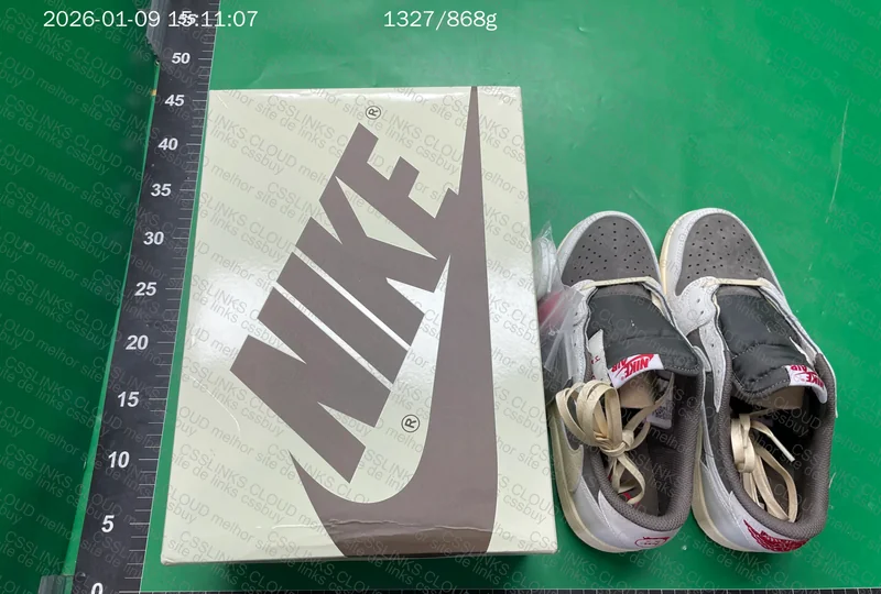 LJR B-GRADE AJ1 REVERSE 7