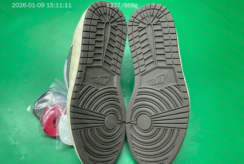 LJR B-GRADE AJ1 REVERSE 9