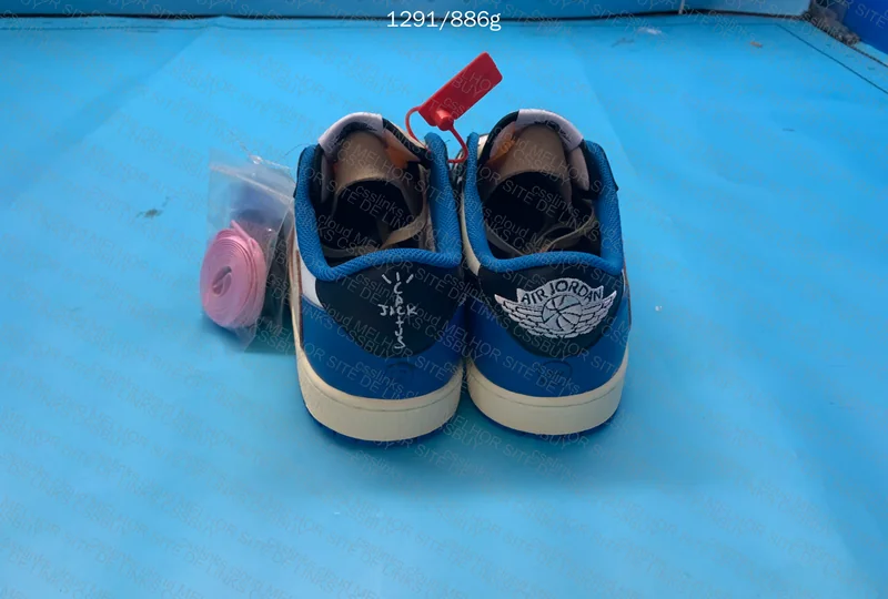 LJR | FRAGMENT DESIGN X TRAVIS SCOTT X AIR JORDAN 1 LOW - 43 EUR 2