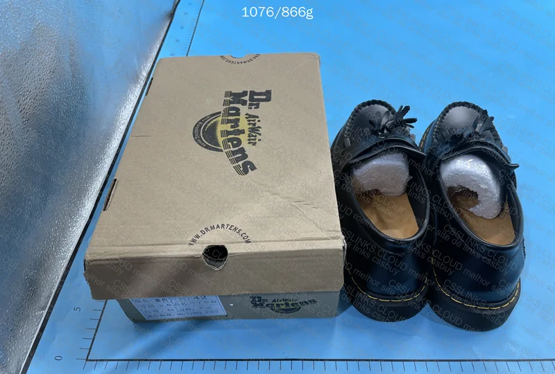 LOAFER DR. MARTENS 9