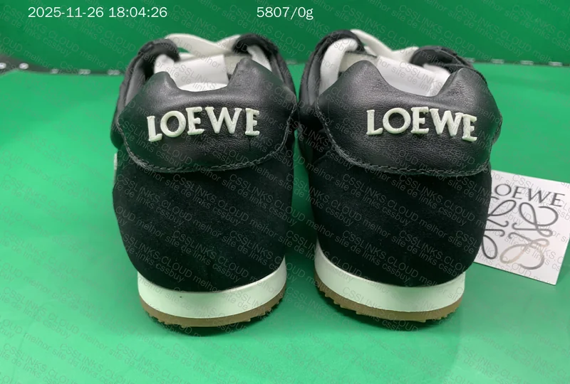 LOEWE Ballet Runner