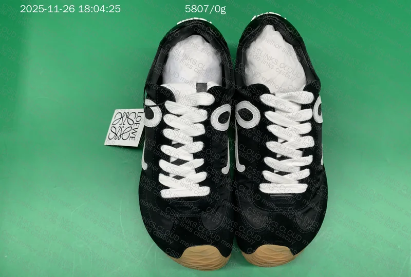 LOEWE Ballet Runner 2