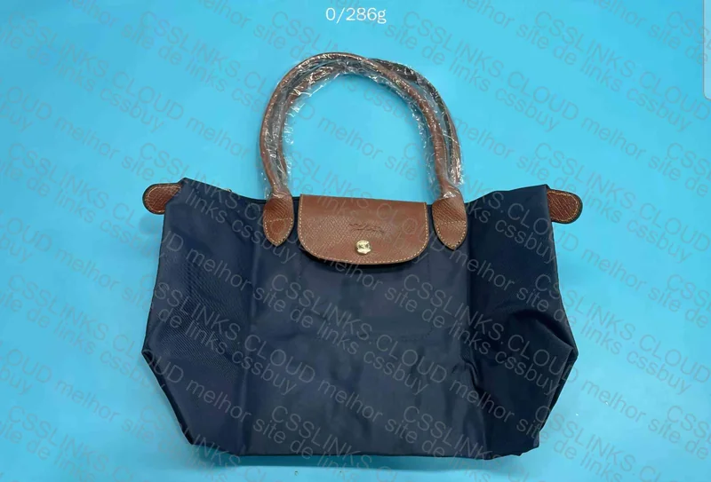 Longchamp for My Mother 5