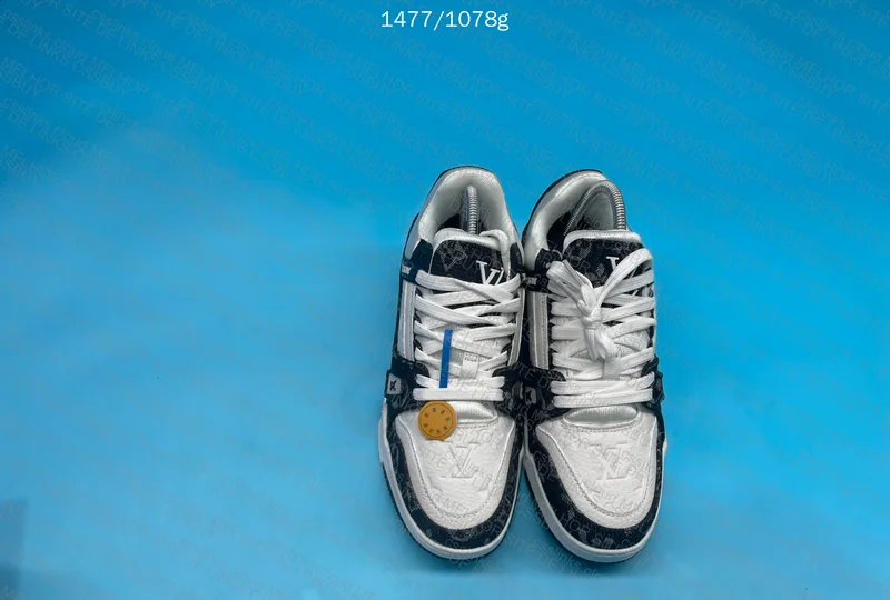 Louis Vuitton Trainer Black and White 9