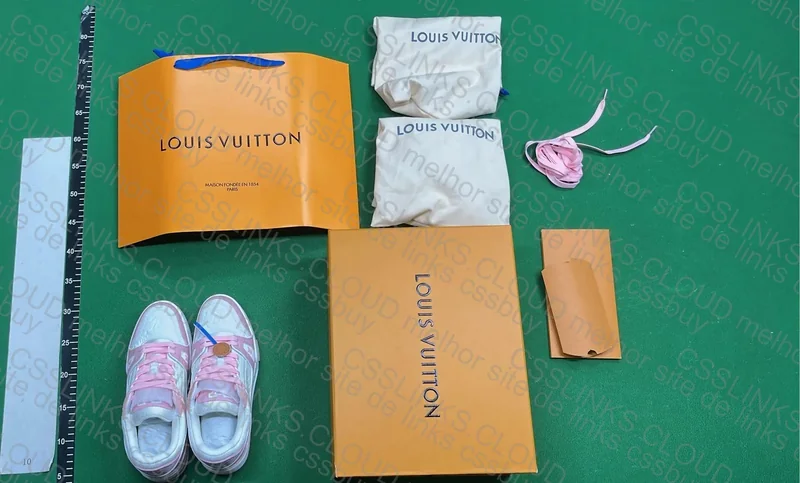 Louis Vuitton Light Sneaker