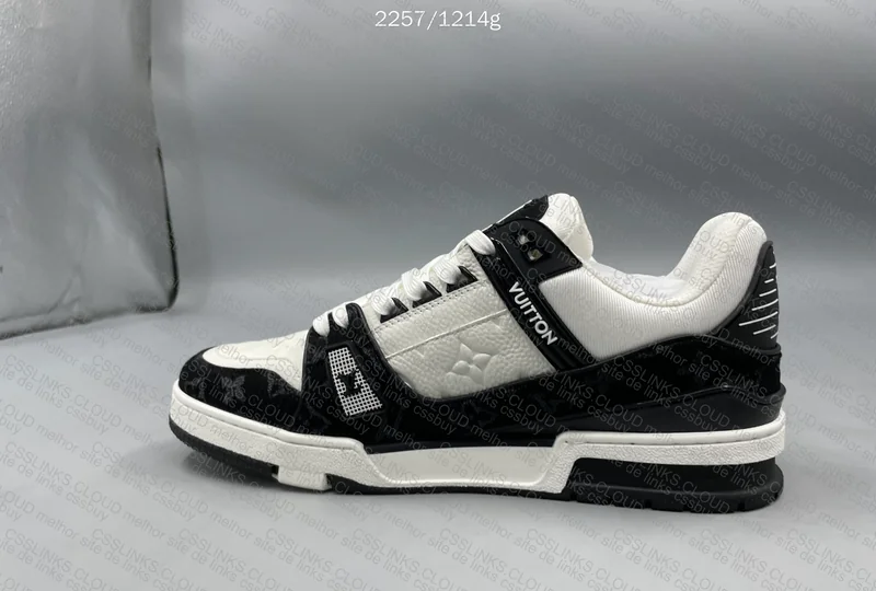 Louis Vuitton LV Trainer GL or RL? 2