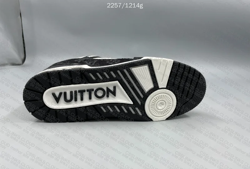 Louis Vuitton LV Trainer GL or RL? 6