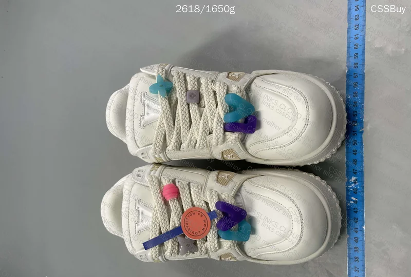 LOUIS VUITTON LV TRAINER MAXI WHITE 2