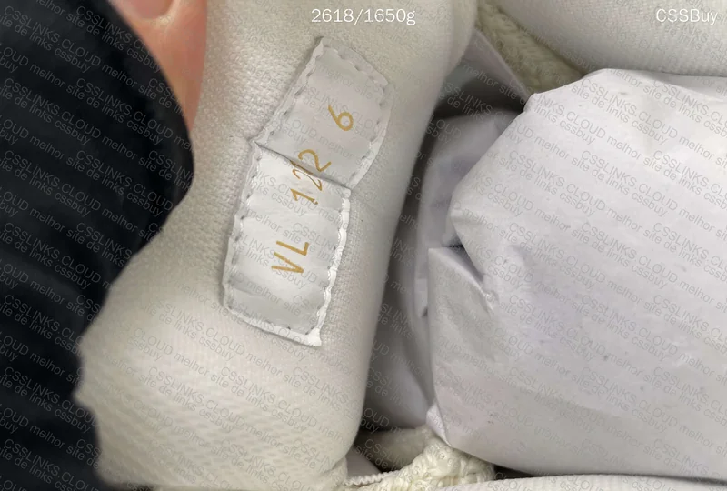 LOUIS VUITTON LV TRAINER MAXI WHITE 7