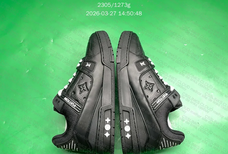 Louis Vuitton Preto 2