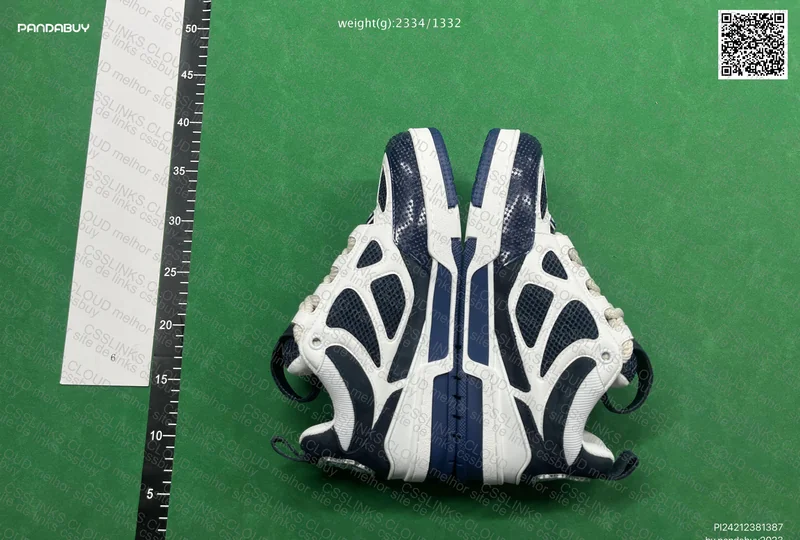 Louis Vuitton Skate 6