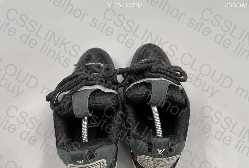 Louis Vuitton Skate Black And White 11