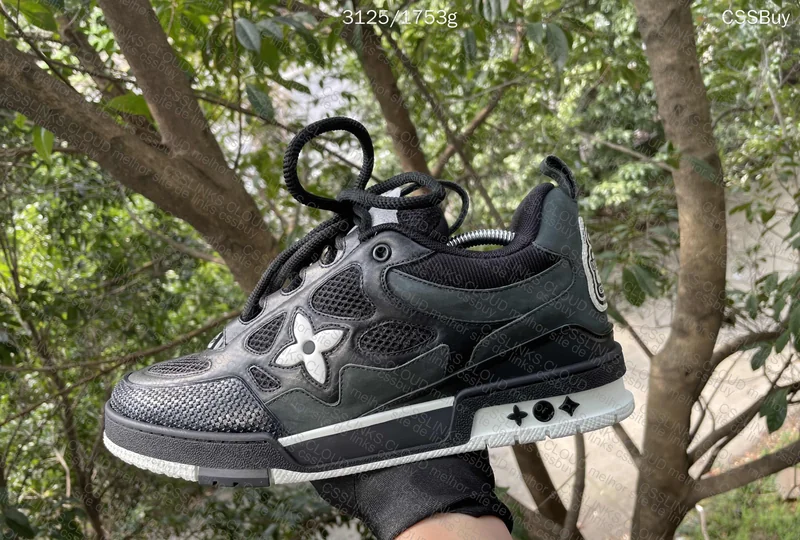 Louis Vuitton Skate Black And White 4