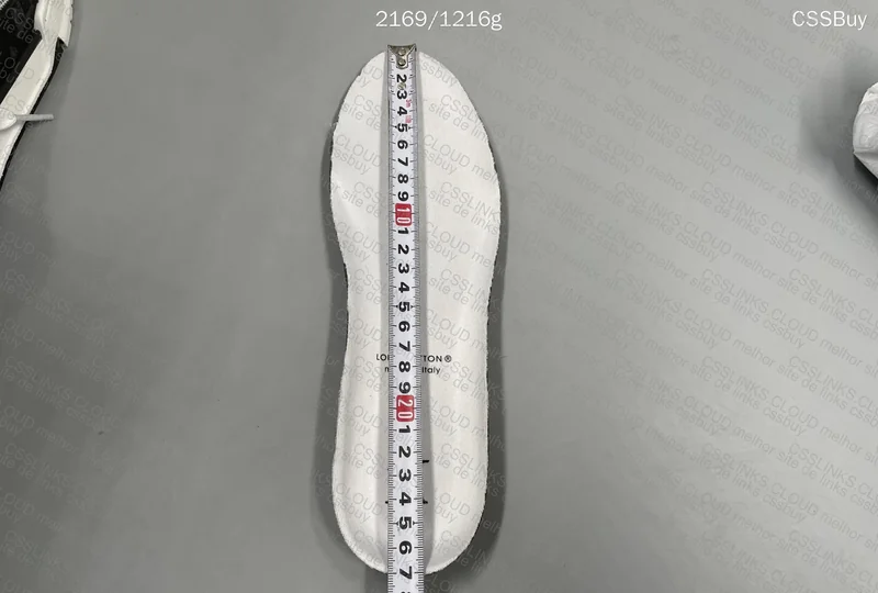 Louis Vuitton Trainer Black and White Denim - Jelly 2