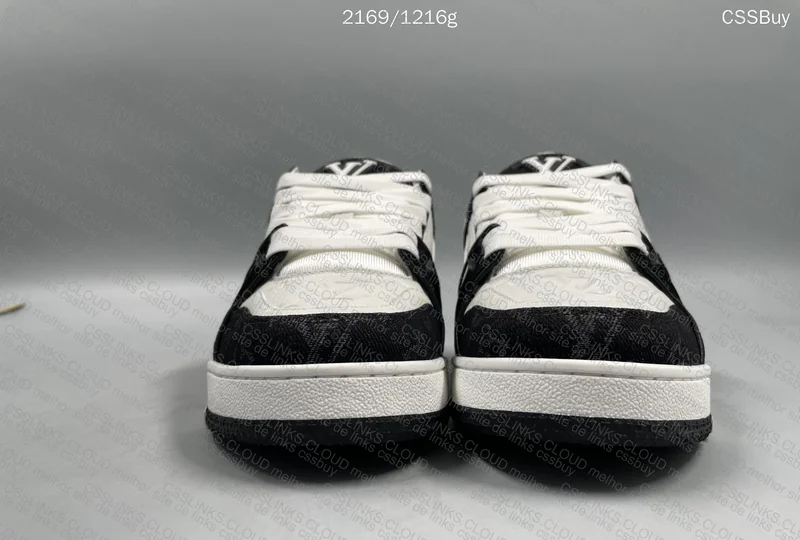 Louis Vuitton Trainer Black and White Denim - Jelly 3