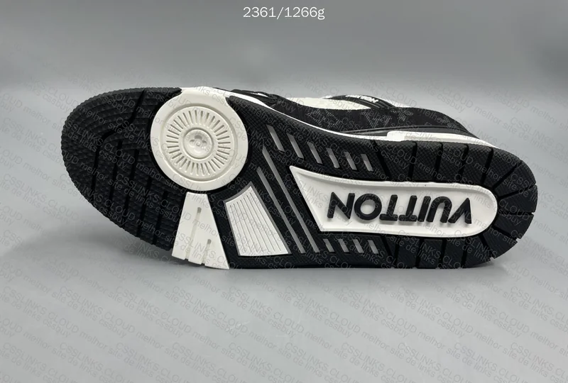 LOUIS VUITTON TRAINER - LV 6