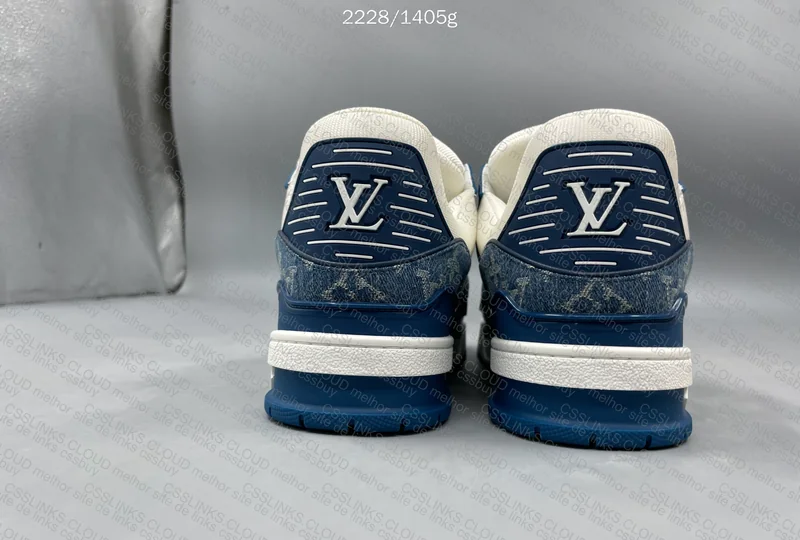 LOUIS VUITTON TRAINER - LV 3