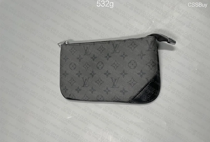 Louis Vuitton Trio Messenger 4