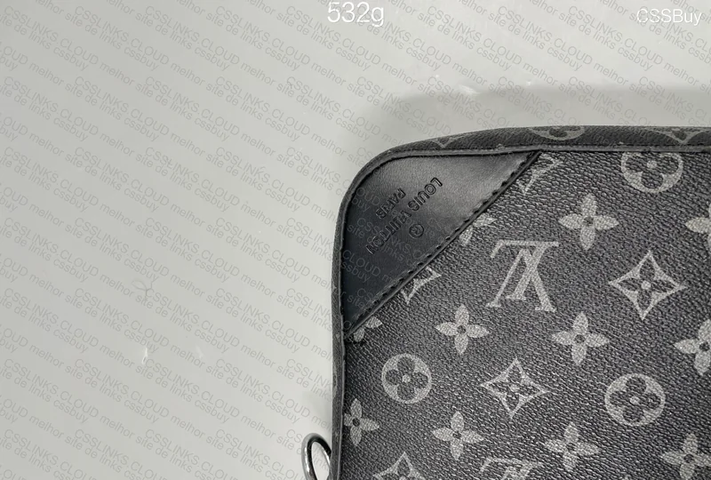 Louis Vuitton Trio Messenger 5