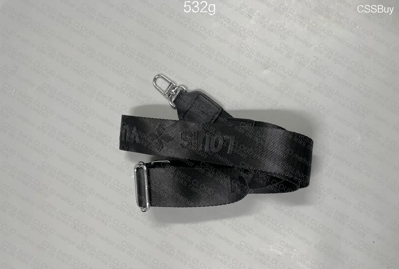 Louis Vuitton Trio Messenger 7