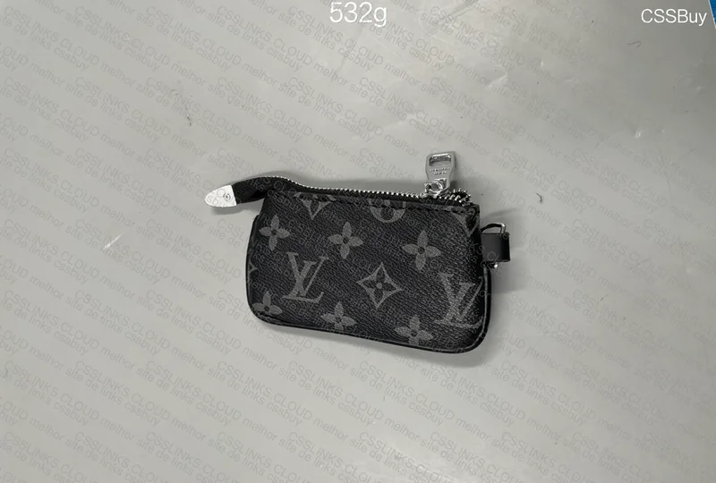 Louis Vuitton Trio Messenger 8