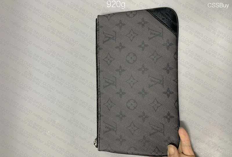 Louis Vuitton Trio Messenger 10
