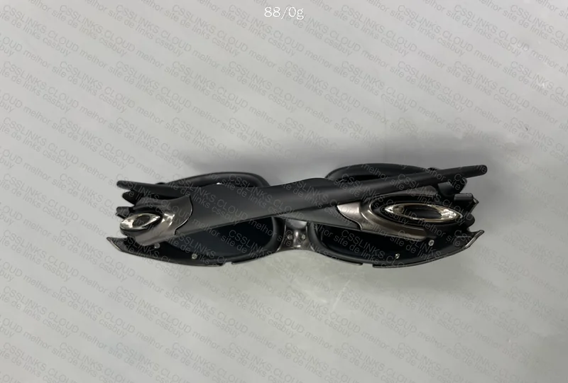 Oakley Loupe 2