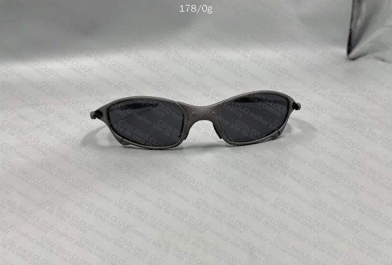 lupa oakley