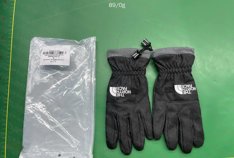 The North Face Snow Glove