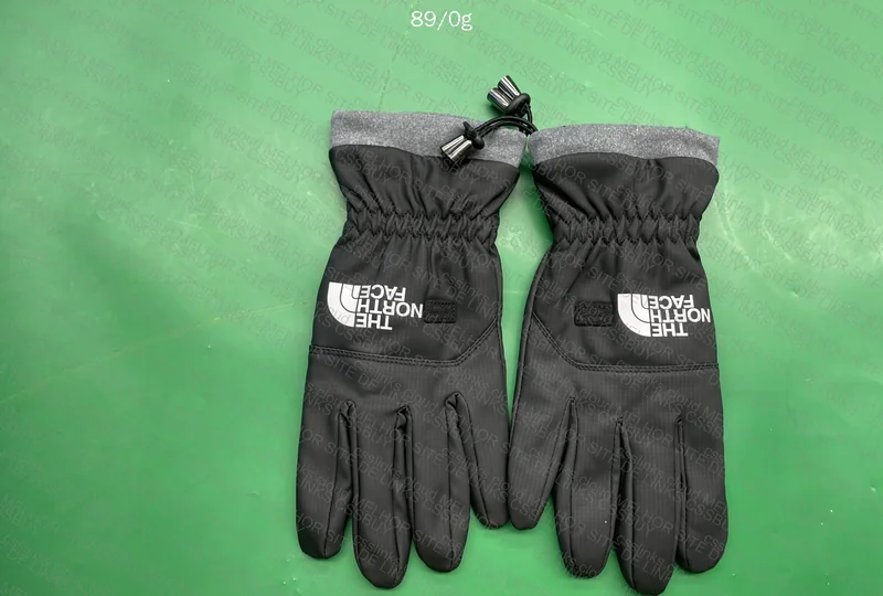 The North Face Snow Glove 2