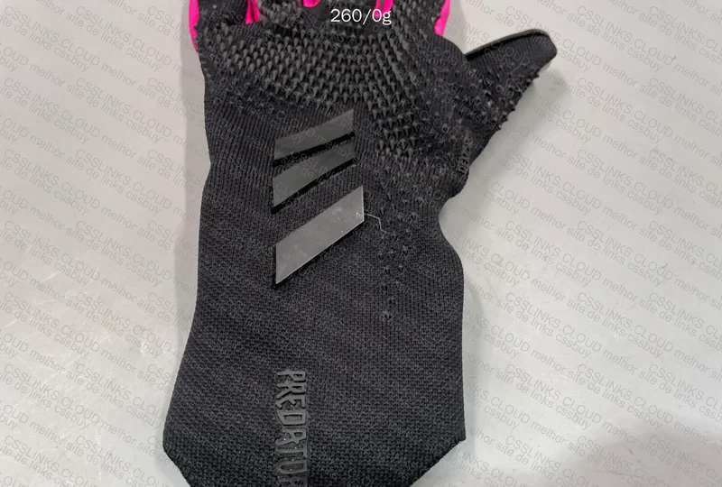 Adidas Predator Goalkeeper Glove 4