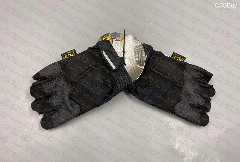 Supreme Glove
