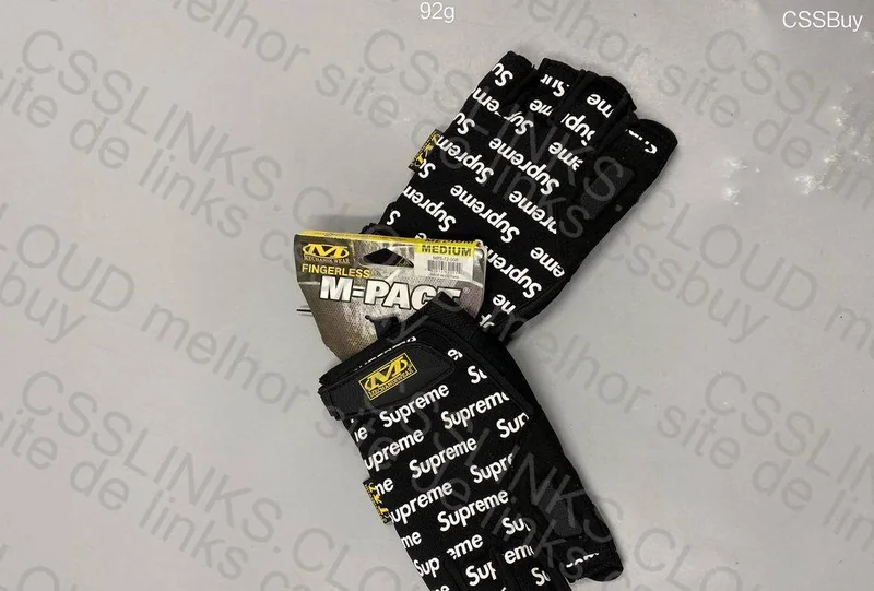 Supreme Glove 3