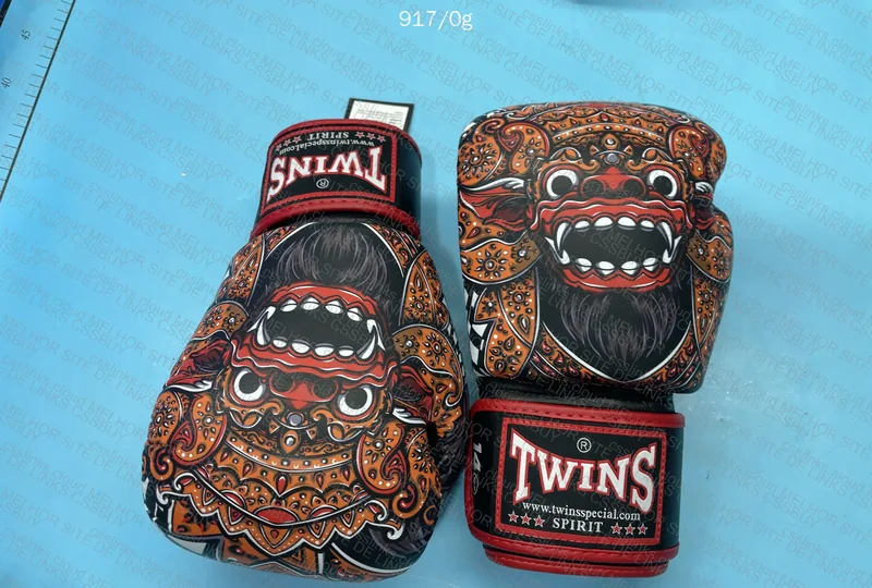 Twins Gloves and Fairtex Shin Guards 3